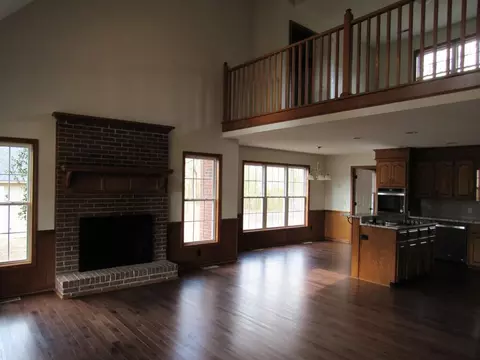 Living - 1217 E Brewington Rd, Sumter, SC 29153 photo 2 of 4