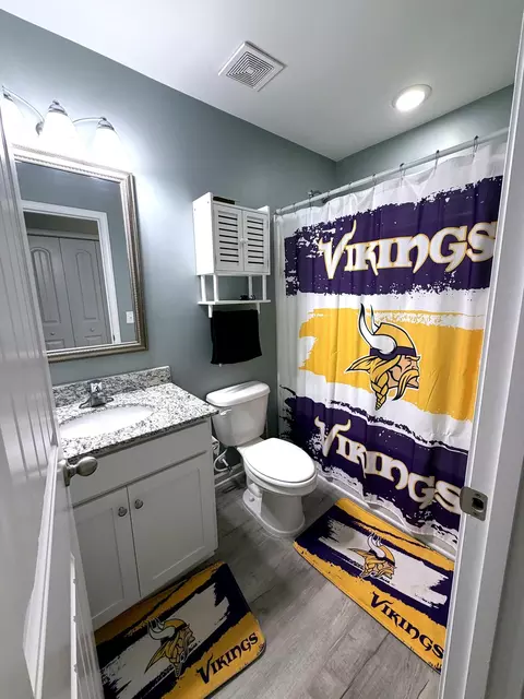 Bath - 1751 Snead Dr, Sumter, SC 29154 photo 3 of 3