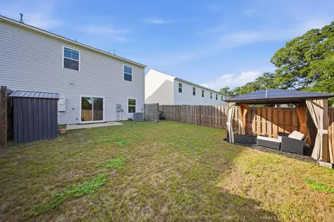 Exterior - 1751 Snead Dr, Sumter, SC 29154 photo 2 of 3