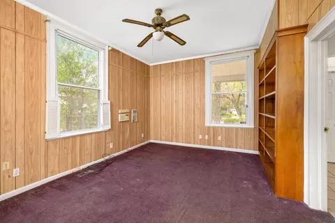 Living - 10 Edwards St, Sumter, SC 29150 photo 3 of 4