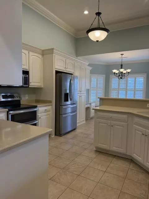 Kitchen - 2255 Beachforest Dr, Sumter, SC 29153 photo 5 of 5