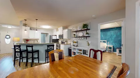 Dining - 2501 Foxcroft Cir, Sumter, SC 29154 photo 2 of 2