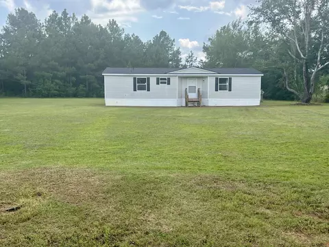 6250 Cougar Way, Wedgefield, SC 29168