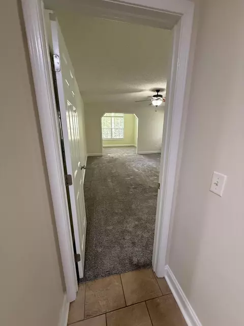 Entry Way - 2955 Tara Dr, Sumter, SC 29150 photo 2 of 3