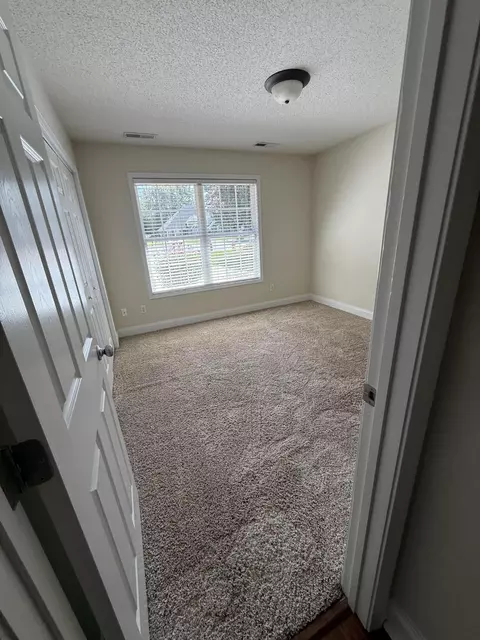 Bedroom - 2955 Tara Dr, Sumter, SC 29150 photo 2 of 5