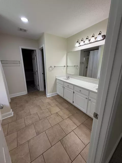 Bath - 2955 Tara Dr, Sumter, SC 29150 photo 3 of 8