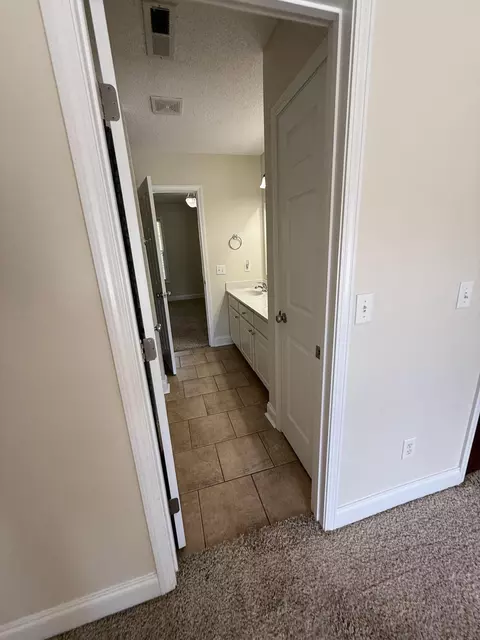 Bath - 2955 Tara Dr, Sumter, SC 29150 photo 6 of 8