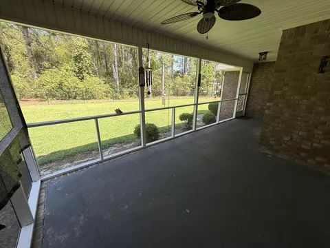 Exterior - 2955 Tara Dr, Sumter, SC 29150 photo 9 of 16