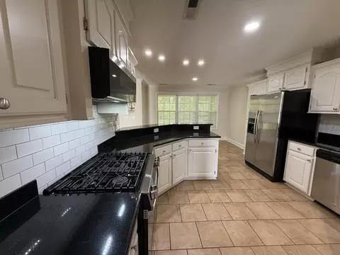 Kitchen - 2955 Tara Dr, Sumter, SC 29150 photo 4 of 4