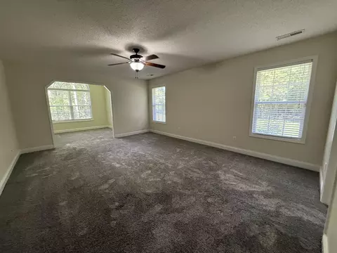 Living - 2955 Tara Dr, Sumter, SC 29150 photo 2 of 3