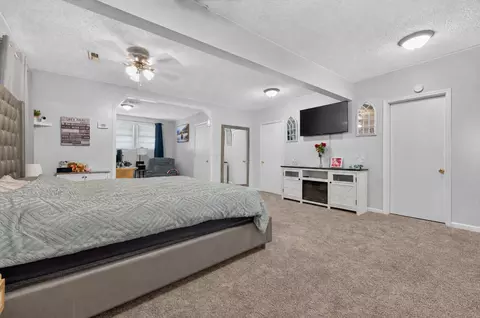 Bedroom - 702 Wren St, Sumter, SC 29150 photo 3 of 8