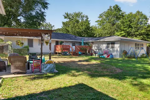 Exterior - 702 Wren St, Sumter, SC 29150 photo 4 of 9