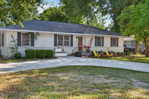 Exterior - 702 Wren St, Sumter, SC 29150 photo 1 of 9