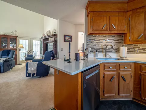 Kitchen - 121 Cromer Dr, Sumter, SC 29150 photo 6 of 6