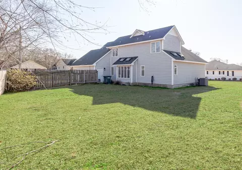 Exterior - 121 Cromer Dr, Sumter, SC 29150 photo 5 of 8
