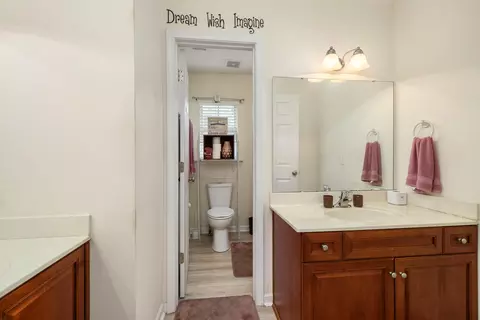 Bath - 700 Batty Way, Sumter, SC 29154 photo 5 of 7