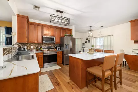 Kitchen - 700 Batty Way, Sumter, SC 29154 photo 2 of 6