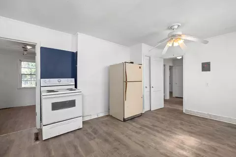 Entry Way - 16 Coleman St, Sumter, SC 29153 photo 4 of 4