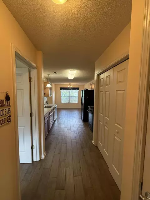 Entry Way - 3240 Oleander Dr, Sumter, SC 29154 photo 2 of 3