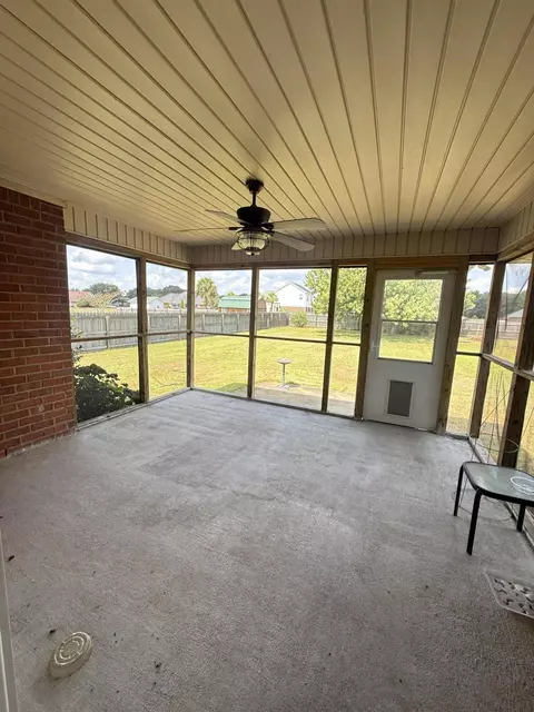 Exterior - 3240 Oleander Dr, Sumter, SC 29154 photo 4 of 12