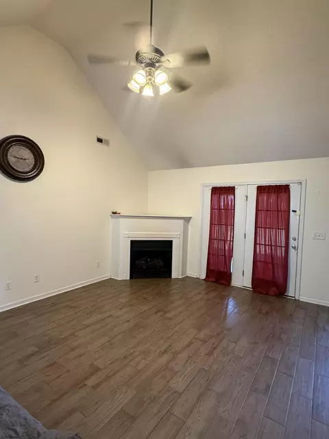 Living - 3240 Oleander Dr, Sumter, SC 29154 photo 3 of 4