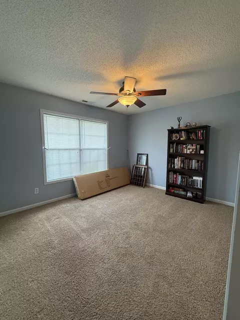 Bedroom - 3240 Oleander Dr, Sumter, SC 29154 photo 4 of 7