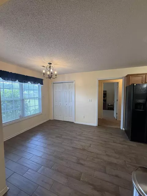 Dining - 3240 Oleander Dr, Sumter, SC 29154 photo 1 of 1