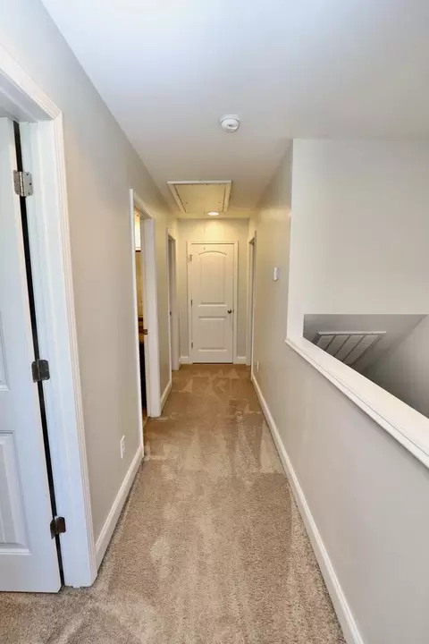 Entry Way - 545 Curlew Cir, Sumter, SC 29150 photo 11 of 15