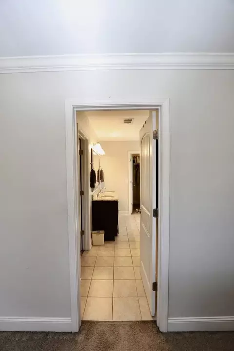 Entry Way - 545 Curlew Cir, Sumter, SC 29150 photo 10 of 15