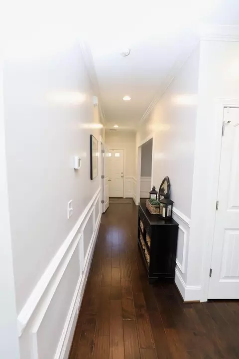 Entry Way - 545 Curlew Cir, Sumter, SC 29150 photo 4 of 15