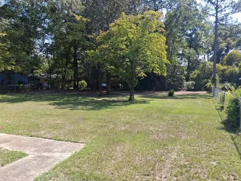 Exterior - 862 Manchester Rd, Sumter, SC 29154 photo 3 of 4