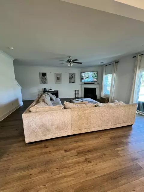 Living - 2105 Currituck Dr, Sumter, SC 29153 photo 1 of 4