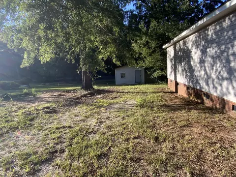 Exterior - 418 E Broad St, Ridgeway, SC 29130 photo 7 of 7