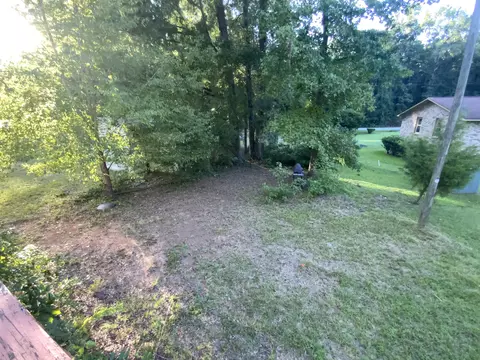 Exterior - 418 E Broad St, Ridgeway, SC 29130 photo 6 of 7