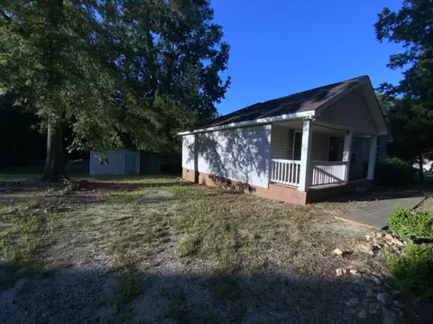 Exterior - 418 E Broad St, Ridgeway, SC 29130 photo 5 of 7