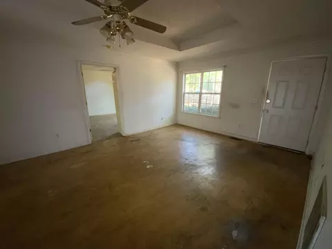 Living - 418 E Broad St, Ridgeway, SC 29130 photo 3 of 3