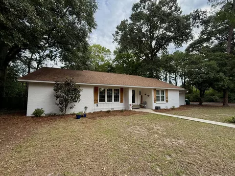 Exterior - 1961 Forest Dr, Sumter, SC 29154 photo 2 of 13