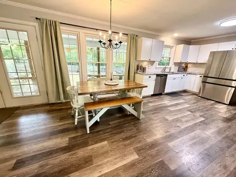 Dining - 1961 Forest Dr, Sumter, SC 29154 photo 1 of 2