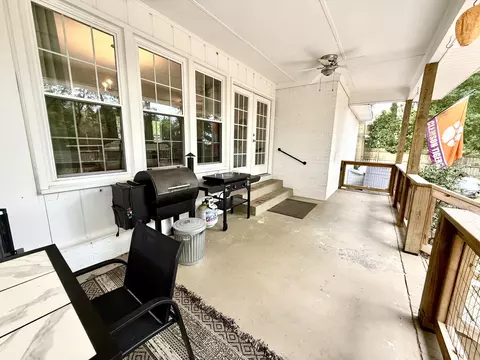 Exterior - 1961 Forest Dr, Sumter, SC 29154 photo 5 of 13