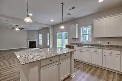 Kitchen - 2180 Currituck Dr, Sumter, SC 29153 photo 3 of 4