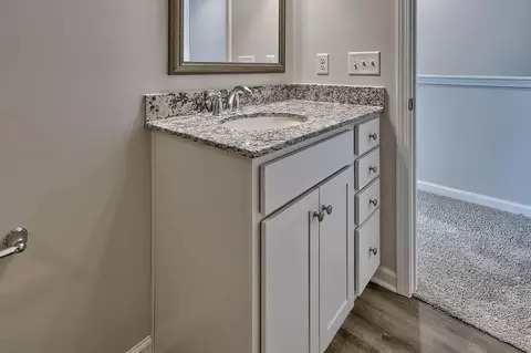 Bath - 2180 Currituck Dr, Sumter, SC 29153 photo 5 of 5