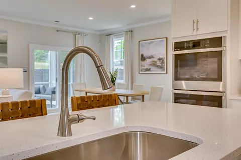 Kitchen - 1125 Curlew Cir, Sumter, SC 29150 photo 3 of 7