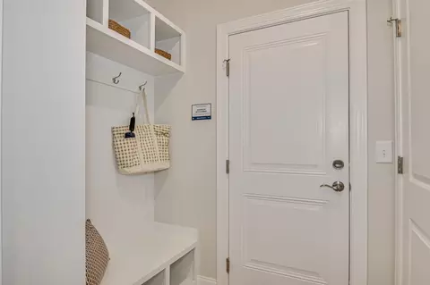Entry Way - 1125 Curlew Cir, Sumter, SC 29150 photo 4 of 6