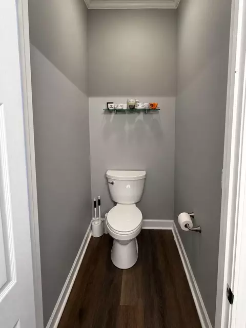 Bath - 80 Calhoun Pl, Sumter, SC 29150 photo 5 of 5