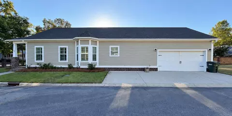 Exterior - 80 Calhoun Pl, Sumter, SC 29150 photo 4 of 8