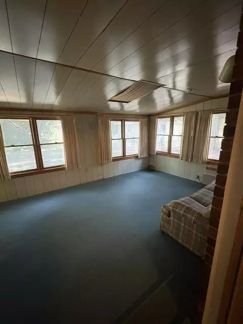 Living - 2349 Brookgreen Rd, Sumter, SC 29154 photo 3 of 3