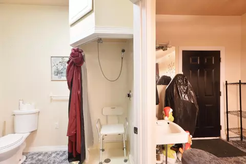 Bath - 511 E Charlotte Ave, Sumter, SC 29150 photo 2 of 2