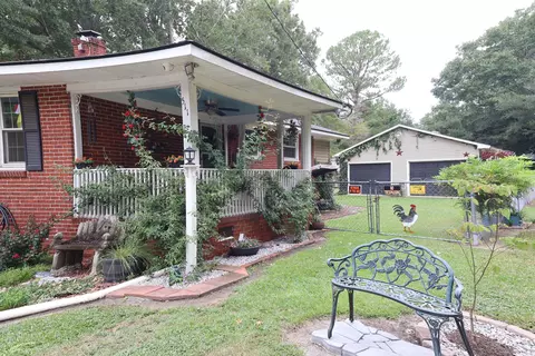 Exterior - 511 E Charlotte Ave, Sumter, SC 29150 photo 3 of 8