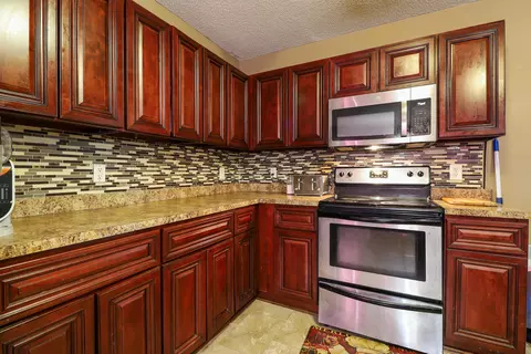 Kitchen - 1191 Chivalry St, Sumter, SC 29154 photo 2 of 3
