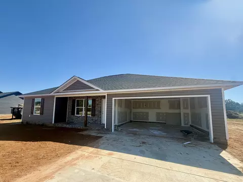 1165 Makayla Ln, Wedgefield, SC 29168